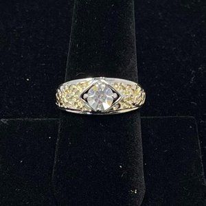 Beautiful Large Clear Center Stone Silver Ring with Gold Coloring Size 8.5